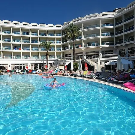 Hotel Pineta Park Deluxe 4*