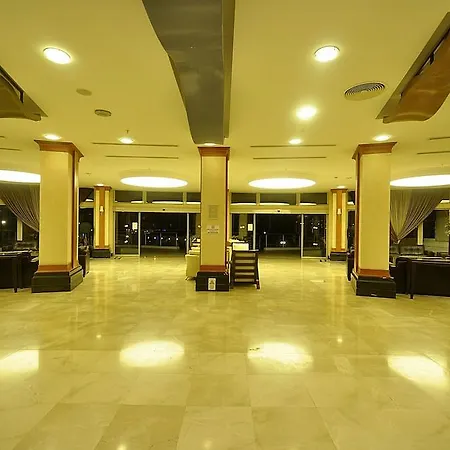 Pineta Park Deluxe 4* Marmaris