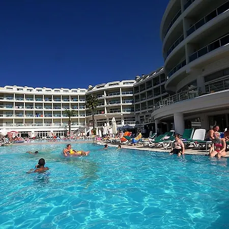 Pineta Park Deluxe Hotel 4*